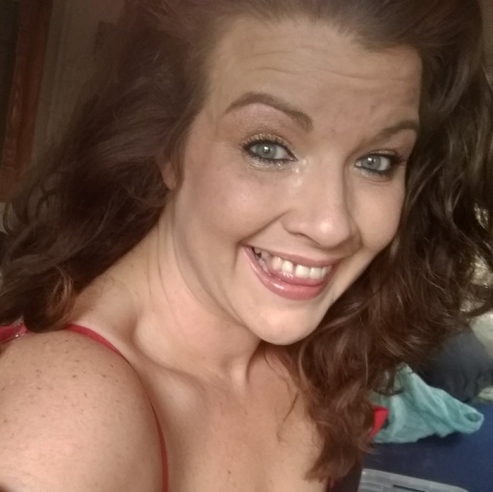 Meet your Posher, Rhian